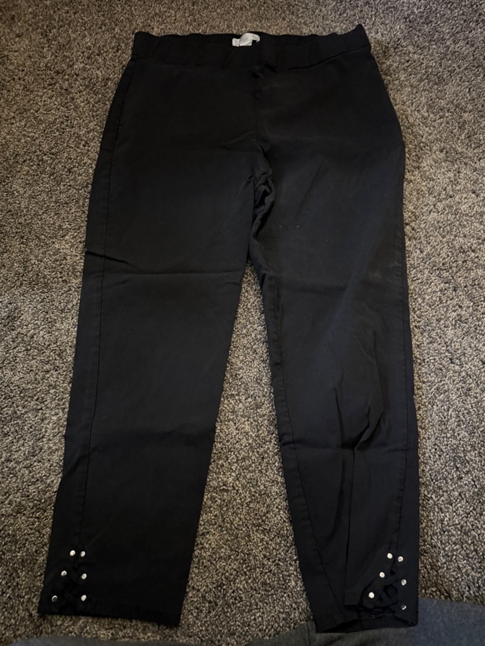 89th & Madison Black Skinny Pants with Stud Detail